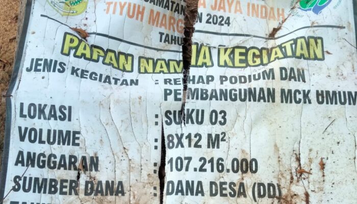 Rehab Podium dan Pembangunan MCK Senilai Ratusan Juta Di Tiyuh Marga Jaya Indah Tubaba Tahun 2024 Sudah Rusak Dan Terbengkalai